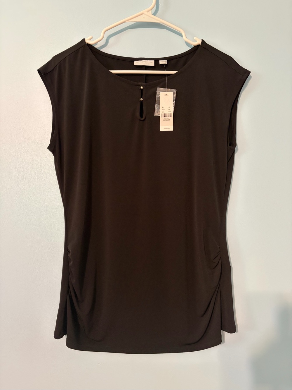 New York & Co Black Cap-Sleeve Keyhole Top